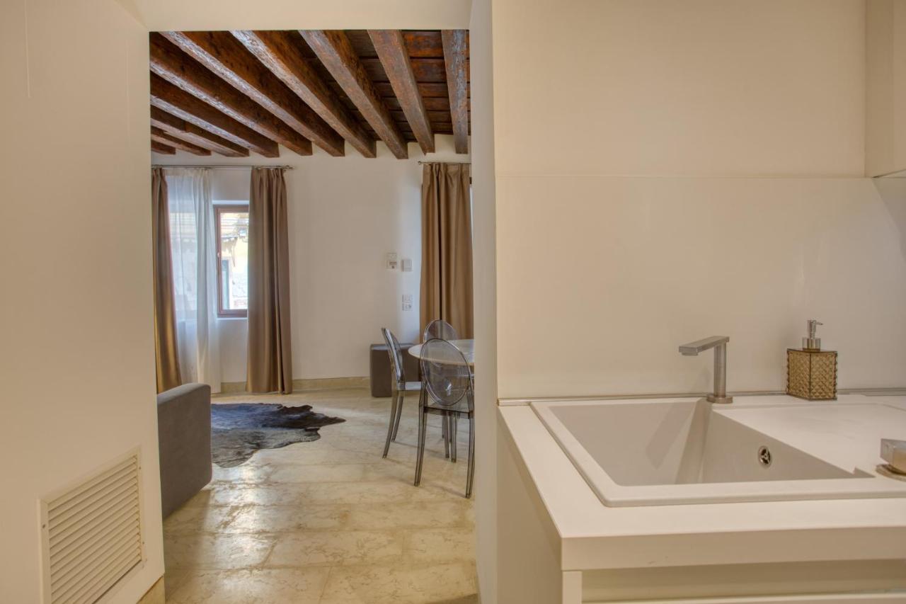 Ca Margherita Loft & Square Palazzo Grifalconi Venedig Eksteriør billede